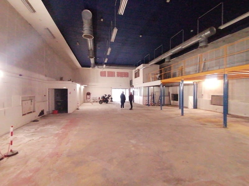 Location Immobilier d'entreprise  QUIMPER